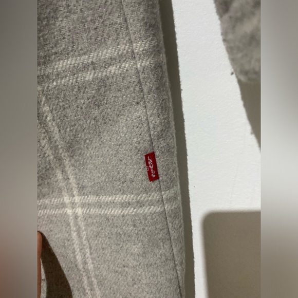 Women’s Levi Gray Plaid Coat - Picture 5 of 9